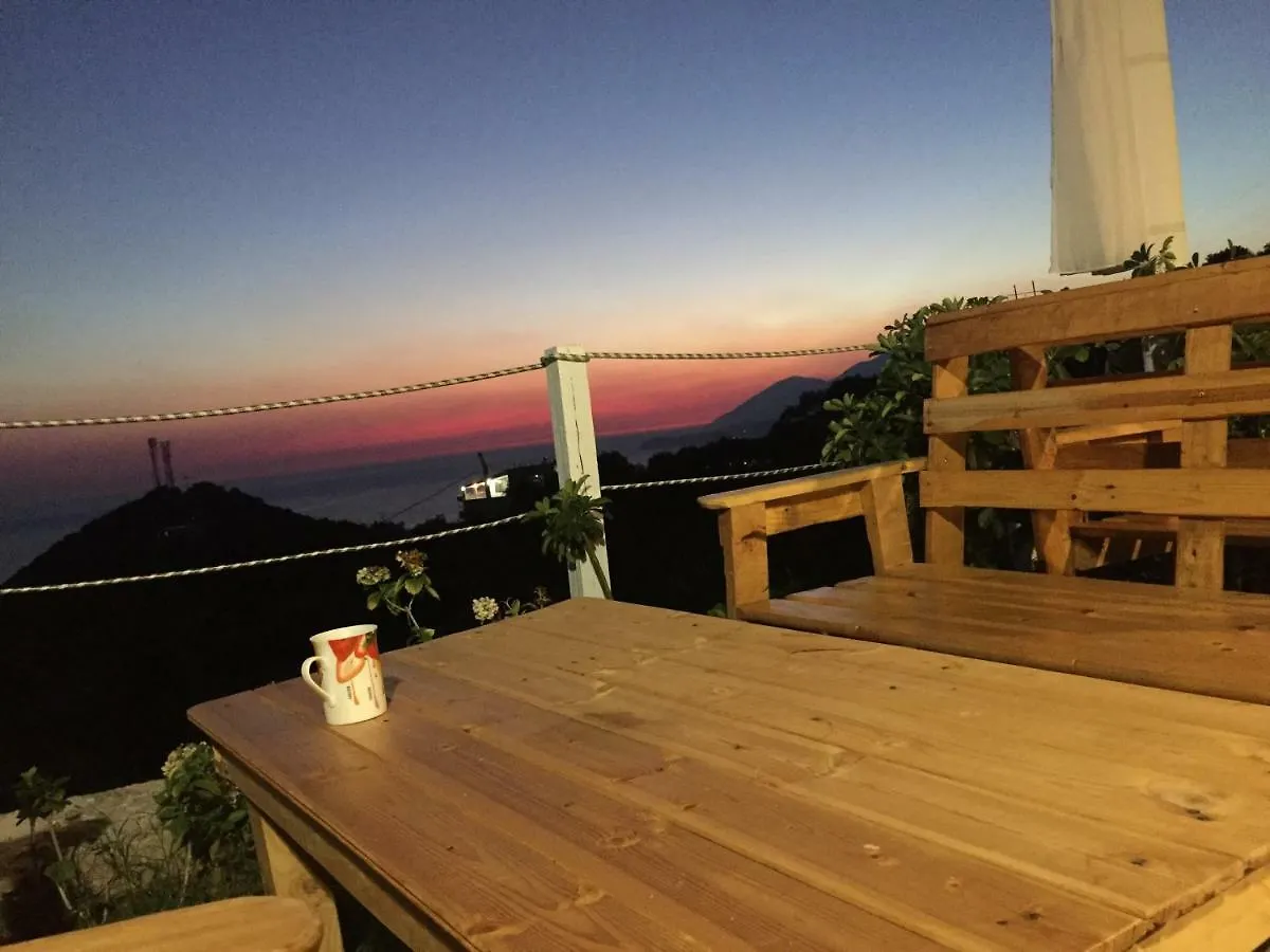 Guest house Xuxi Apartments Lukove
